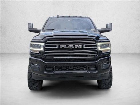 Used 2022 RAM 2500 Laramie AWD/4WD image 2