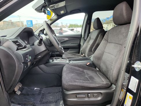 Used 2022 Honda Pilot Sport image 15