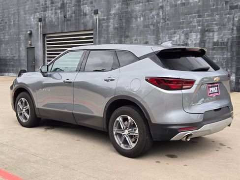 Used 2025 Chevrolet Blazer LT image 7