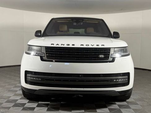 Used 2023 Land Rover Range Rover SE image 11