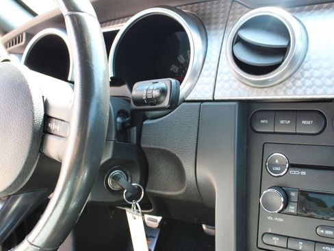 Used 2008 Ford Mustang GT Premium RWD image 5