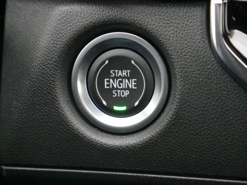 Certified 2023 Chevrolet Colorado W/T image 30