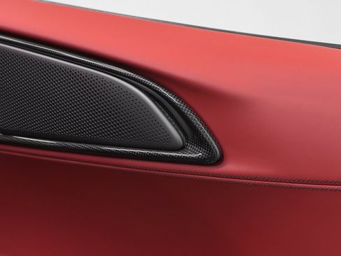 Used 2025 Ferrari Purosangue image 79