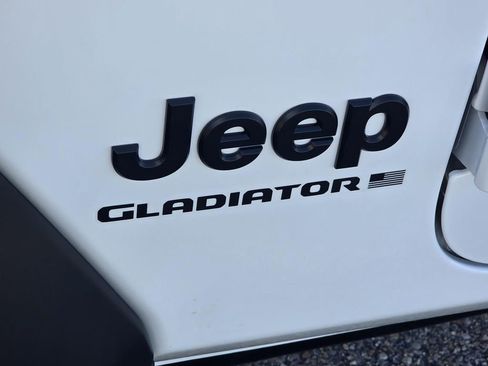 New 2026 Jeep Gladiator Sport image 30