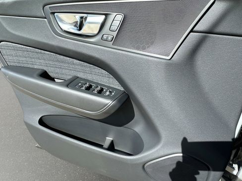 Certified 2025 Volvo XC60 B5 Core w/ Climate Package PRO image 16