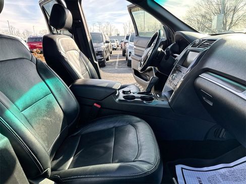 Used 2016 Ford Explorer Limited w/ Equipment Group 301A image 23