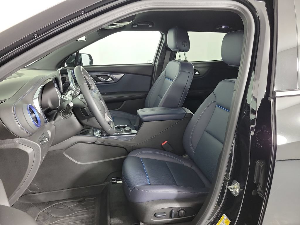 Used 2024 Chevrolet Blazer RS w/ LPO, Floor Liner Package AWD/4WD image 17