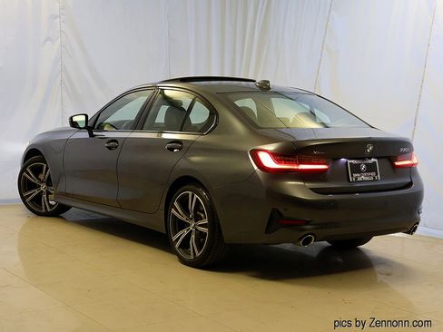 Certified 2022 BMW 330i xDrive Sedan w/ Premium Package 2 image 9