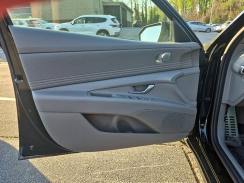 New 2026 Hyundai Elantra Sport FWD image 15