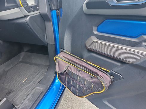 Used 2023 Ford Bronco Badlands image 9