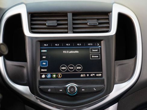 Used 2018 Chevrolet Sonic LT FWD image 27