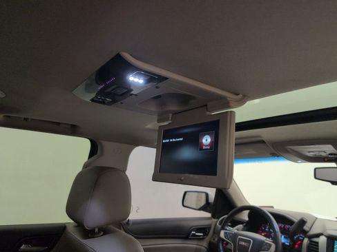 Used 2015 GMC Yukon SLT w/ Open Road Package image 48