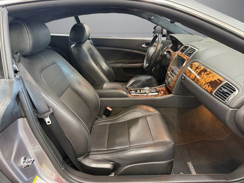 Used 2011 Jaguar XK Coupe RWD image 17