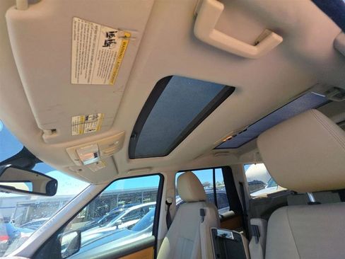 Used 2012 Land Rover LR4 AWD/4WD image 21