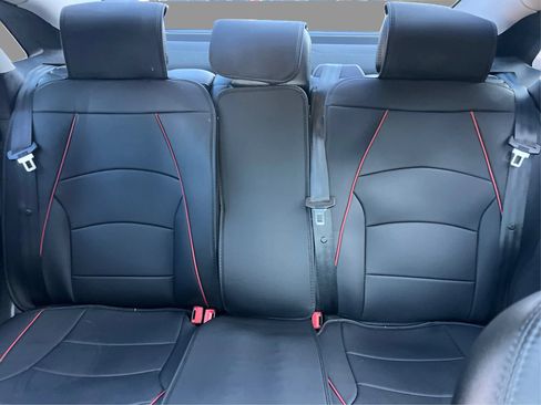 Used 2015 Lincoln MKZ w/ Equipment Group 101A Select FWD image 17