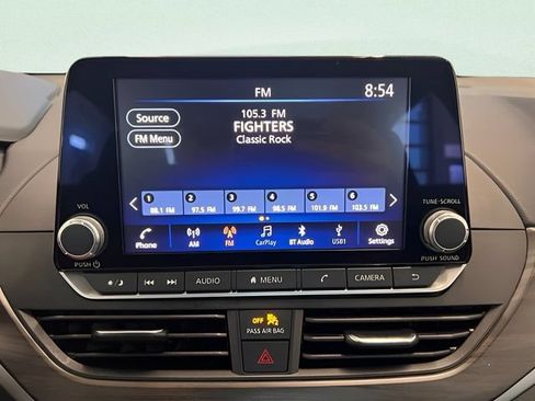 Used 2024 Nissan Altima 2.5 SV FWD image 26
