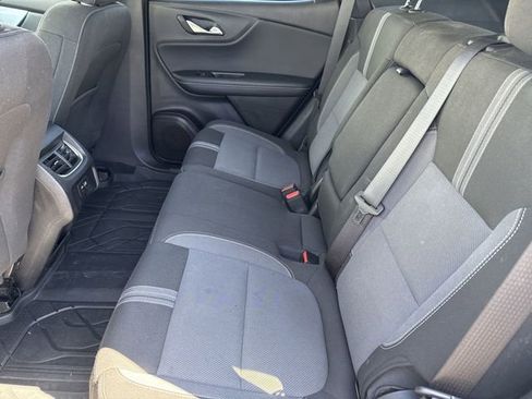 Certified 2024 Chevrolet Blazer LT w/ Convenience Package FWD image 23