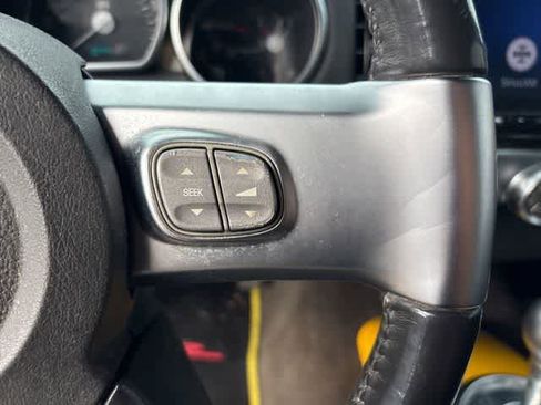 Used 2003 Chevrolet SSR w/ Preferred Equipment Group image 13