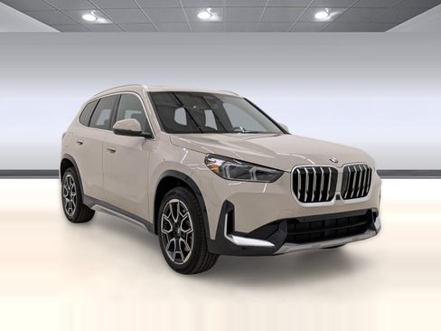 Used 2026 BMW X1 xDrive28i w/ Technology Package AWD/4WD image 7