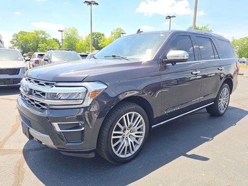 Used 2022 Ford Expedition Platinum AWD/4WD image 7