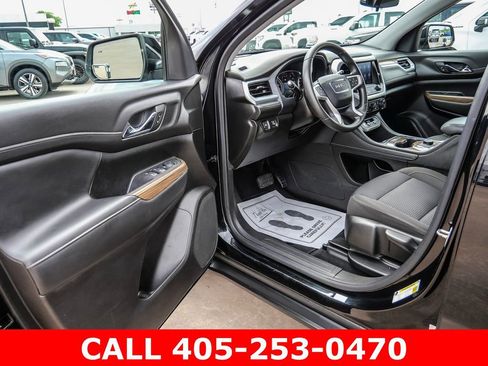 Used 2023 GMC Acadia SLE FWD image 26