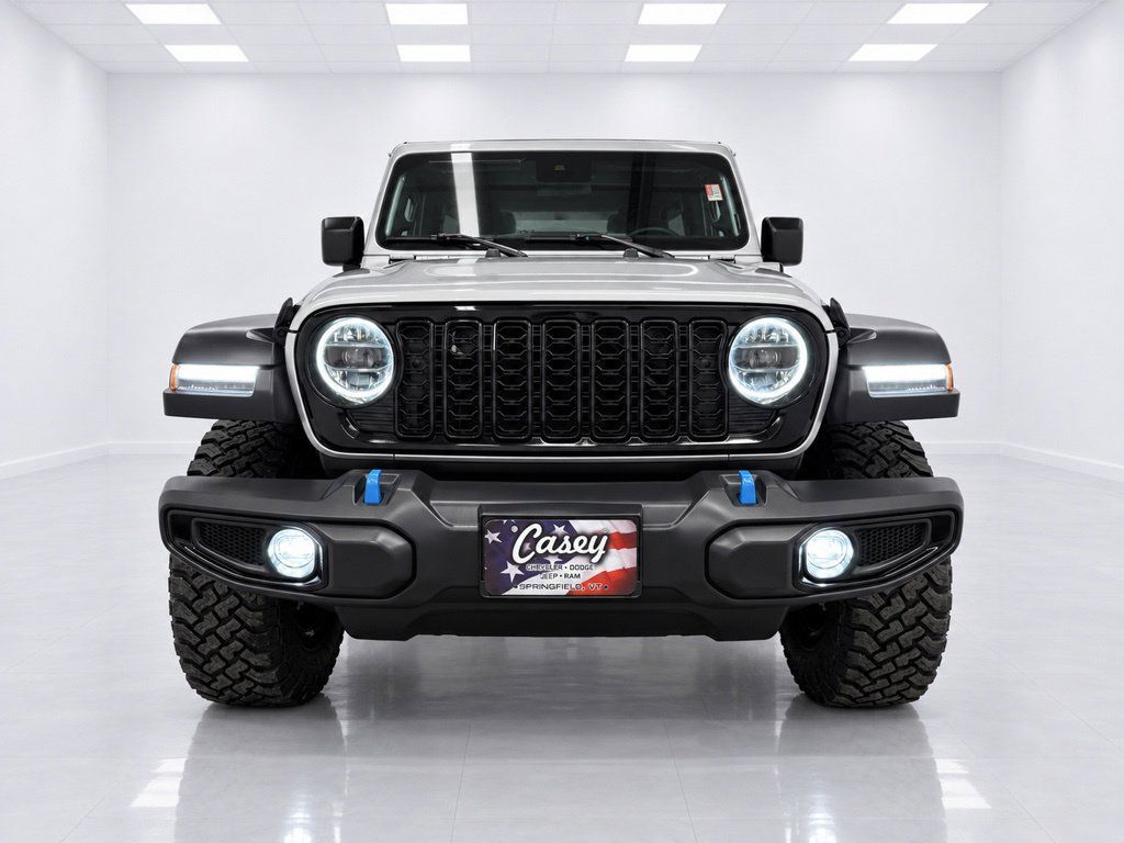 Used 2024 Jeep Wrangler Unlimited AWD/4WD image 4