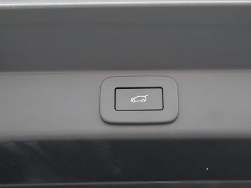 Certified 2026 Land Rover Range Rover Sport Dynamic SE AWD/4WD image 16