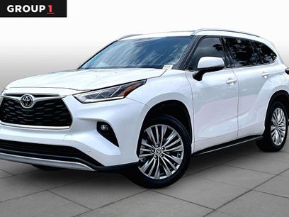 Used 2021 Toyota Highlander Platinum