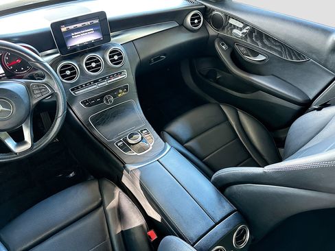 Used 2018 Mercedes-Benz C 300 Sedan image 22