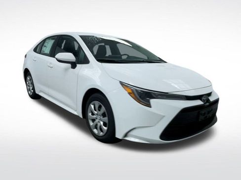 New 2026 Toyota Corolla LE image 12