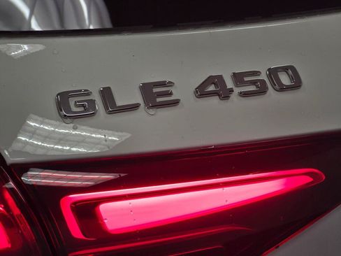 New 2026 Mercedes-Benz GLE 450 4MATIC image 23