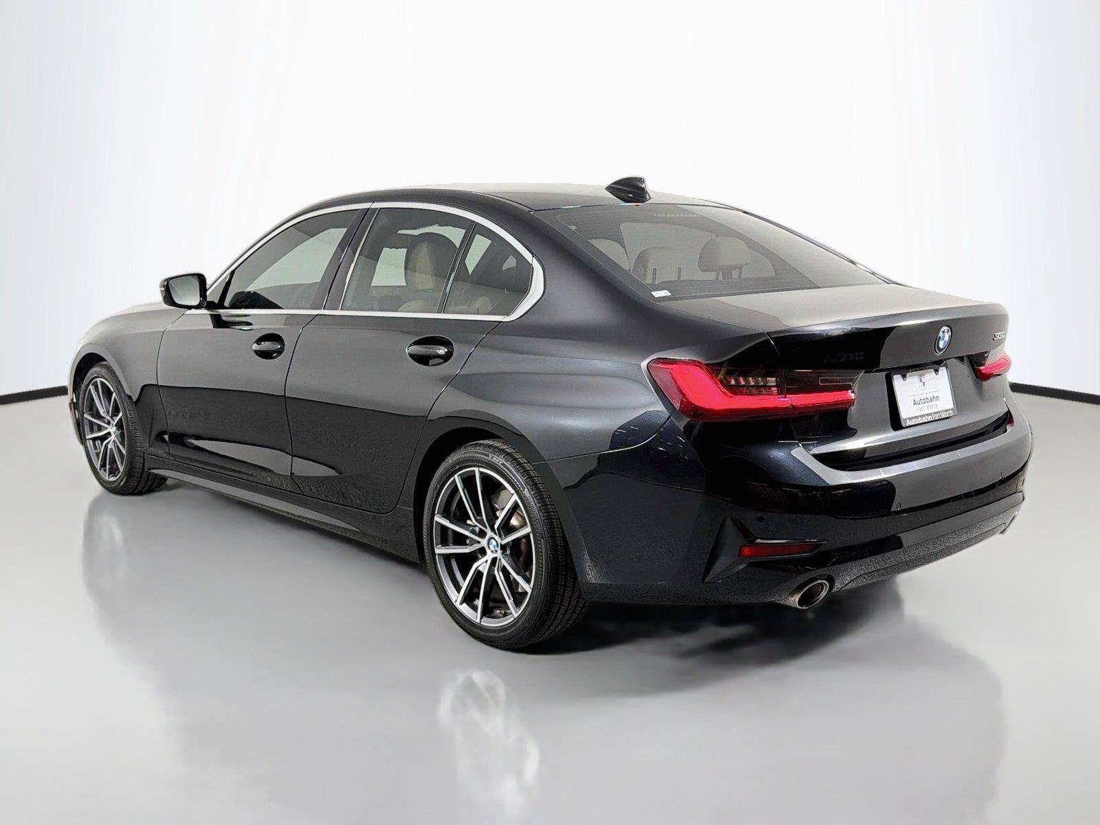 Used 2021 BMW 330i Sedan w/ Driving Assistance Package RWD image 8