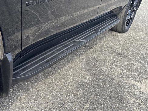 Used 2021 Chevrolet Suburban RST w/ Luxury Package image 7