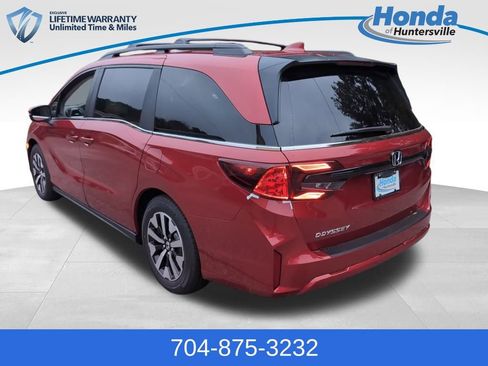 New 2026 Honda Odyssey EX-L image 5