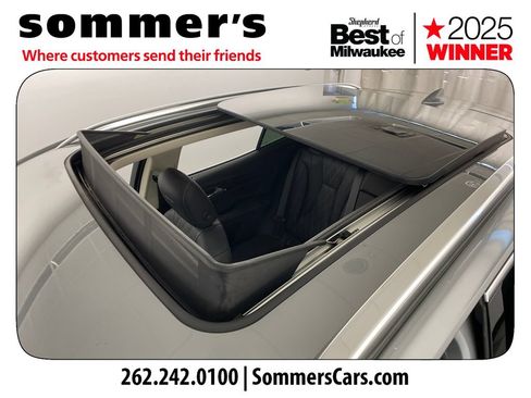 Used 2023 Buick Envision Avenir AWD/4WD image 19