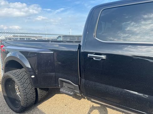 Used 2024 Ford F450 Platinum w/ FX4 Off-Road Package AWD/4WD image 7