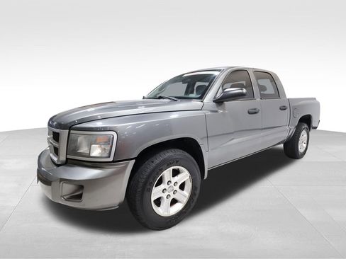 Used 2011 Dodge Dakota Big Horn image 6