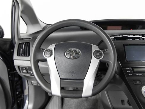 Used 2011 Toyota Prius Two image 28