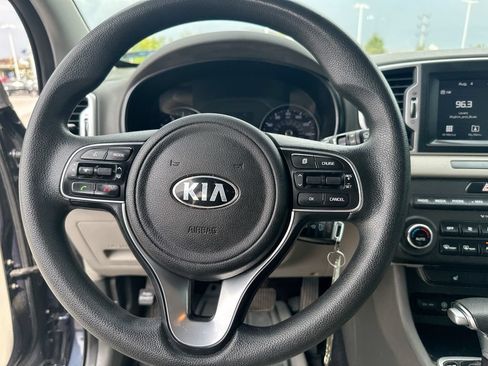 Used 2018 Kia Sportage LX w/ LX Popular Package FWD image 18