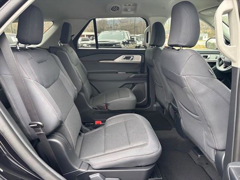 New 2026 Ford Explorer Active image 13