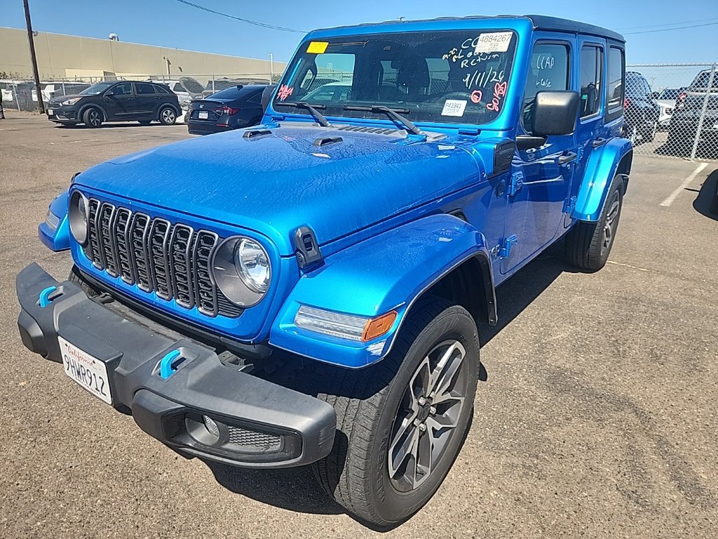 Used 2024 Jeep Wrangler Unlimited AWD/4WD image 3