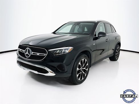 Used 2025 Mercedes-Benz GLC 350e GLC 350e image 3