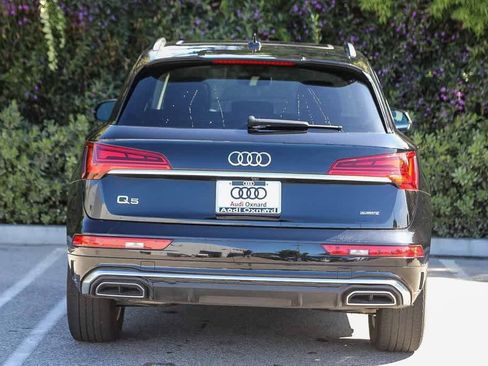 Used 2023 Audi Q5 2.0T Premium w/ Convenience Package image 5