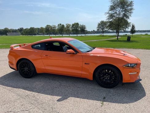 Used 2021 Ford Mustang GT Premium w/ GT Performance Package RWD image 22