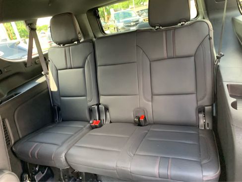 Used 2026 Chevrolet Suburban RST w/ Comfort Package AWD/4WD image 25