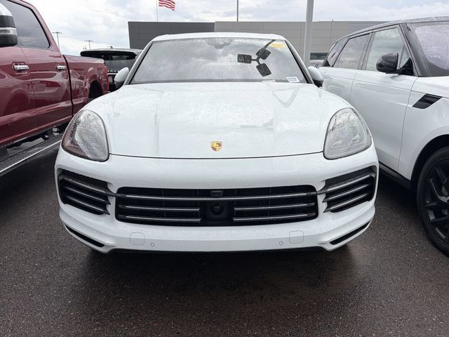 Used 2019 Porsche Cayenne AWD/4WD image 2
