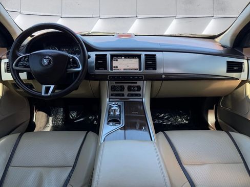Used 2015 Jaguar XF Portfolio image 10