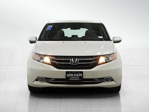 Used 2016 Honda Odyssey Touring Elite image 8