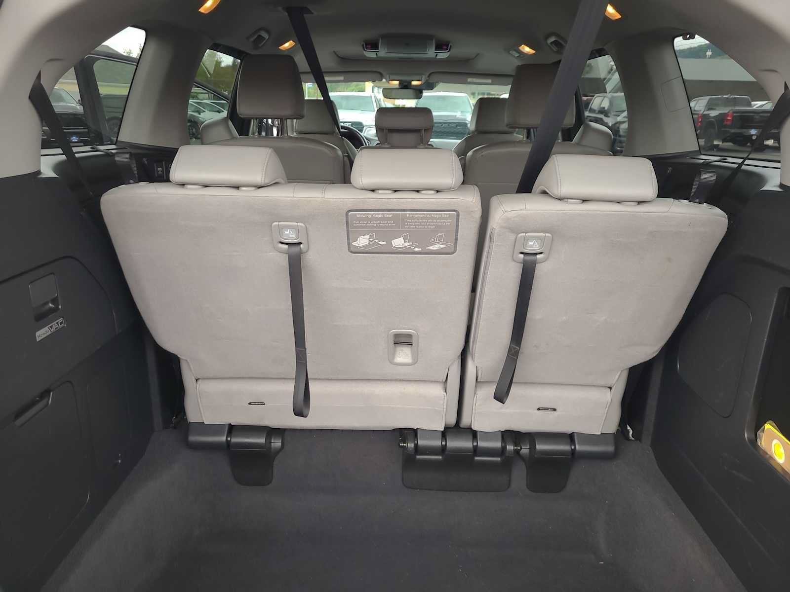 Used 2018 Honda Odyssey Elite image 27