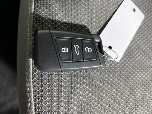 Used 2024 Volkswagen Taos S image 25